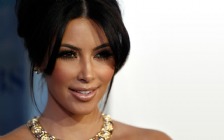 Kim Kardashian, Face