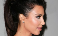 Kim Kardashian, Face