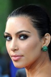 Kim Kardashian, Face