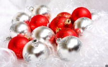 Red & Silver Christmas Baubles