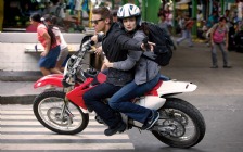 The Bourne Legacy: Jeremy Renner & Rachel Weisz