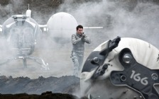 Oblivion: Tom Cruise as Commander Jack Harper