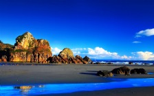 Beach and Sea, Rocks